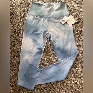 Beyond Yoga Cloud tiedyed leggings